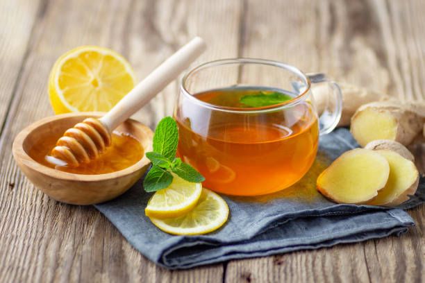 Hot lemon honey with ginger tea (mint green)